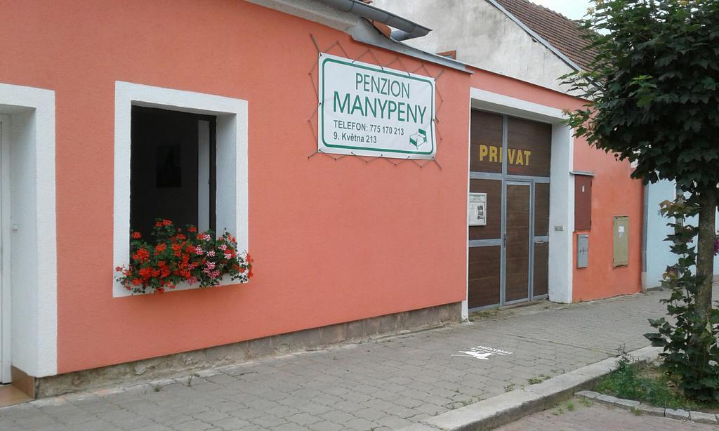 Penzion Many Peny Jindrichuv Hradec Exterior foto